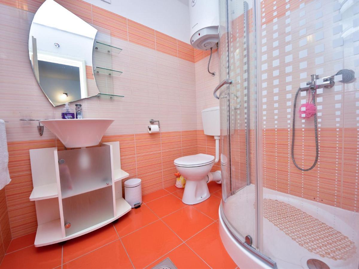 Kruševo Lovely Apartment In Kru Evo With Barbecue מראה חיצוני תמונה