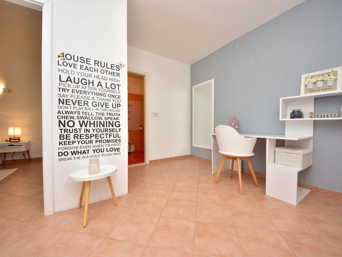 Kruševo Lovely Apartment In Kru Evo With Barbecue מראה חיצוני תמונה